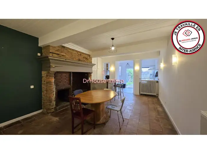 Maison 5 pièces de 187 m² - Beaumont-de-Lomagne (82500)