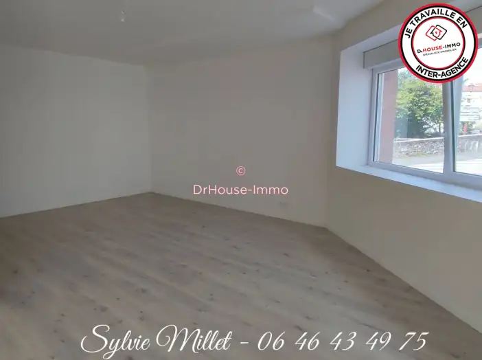 Maison 6 pièces de 169 m² - Saint-Hilaire-de-Clisson (44190)