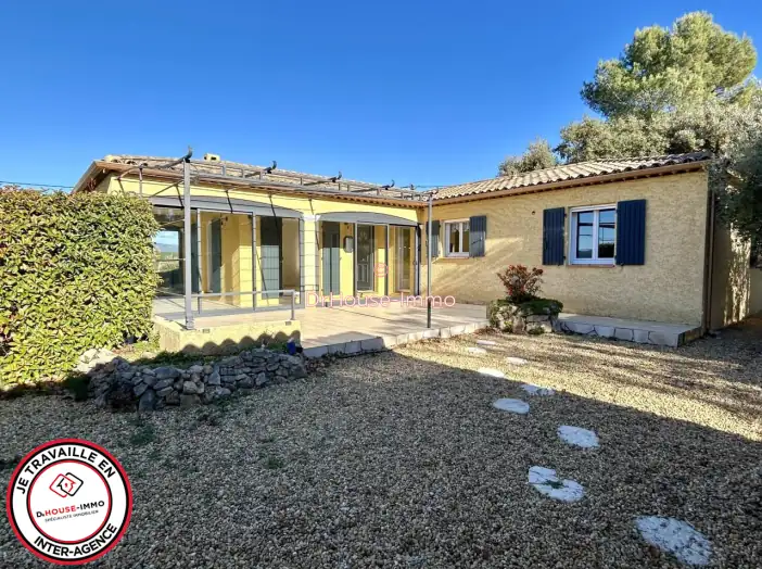 Maison 6 pièces de 155 m² - Carcès (83570)