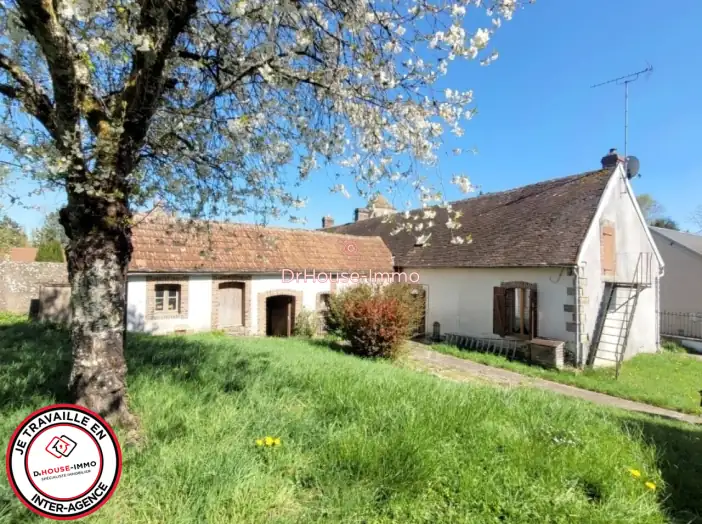 Maison 5 pièces de 100 m² - Savigny-sur-Clairis (89150)