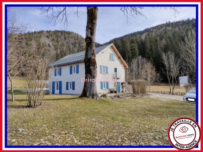 Maison de 210m² - 8 pièces