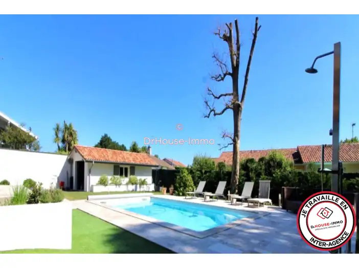 Maison 6 pièces de 145 m² - Saint-Vincent-de-Tyrosse (40230)