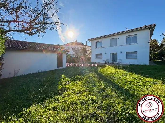 Maison 4 pièces de 141 m² - Mérignac (33700)