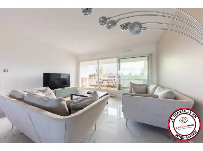 Appartement 3 pièces de 91 m² - Élancourt (78990)