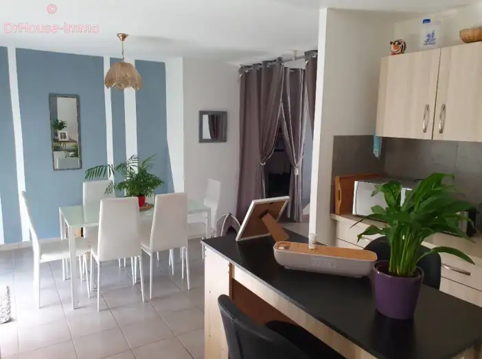 Maison 4 pièces de 91 m² - Saint-Astier (24110)