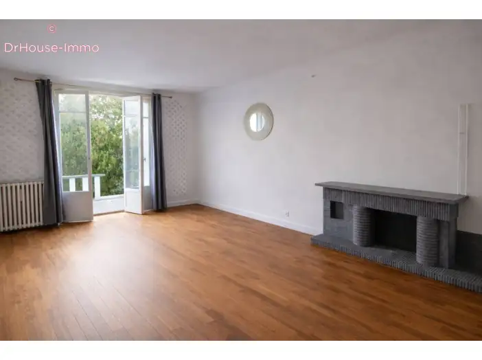 Maison 6 pièces de 200 m² - Castelsarrasin (82100)