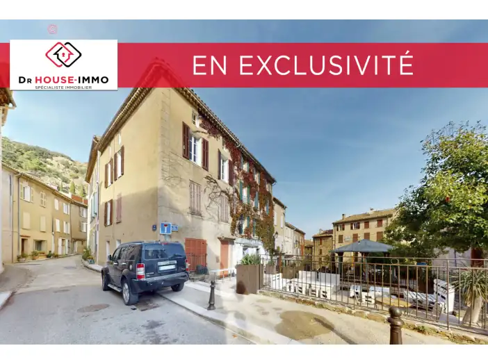Maison 5 pièces de 105 m² - La Garde-Freinet (83680)