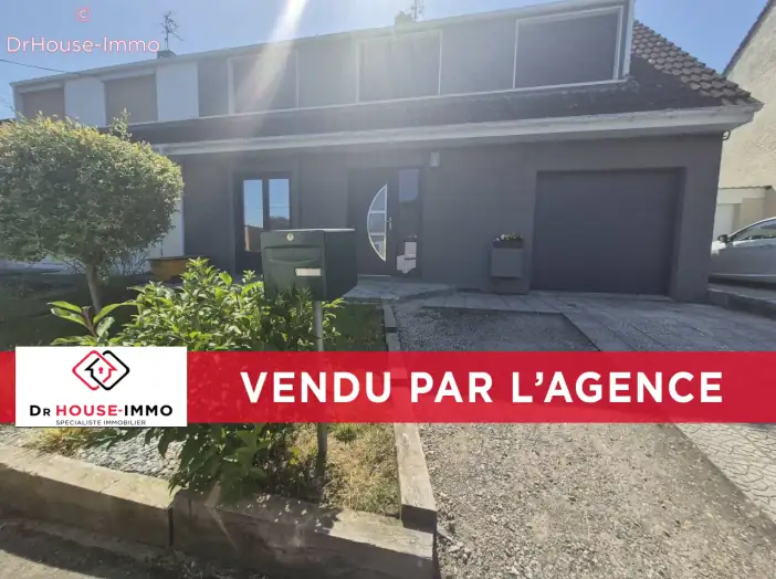 Maison 6 pièces de 98 m² - Isbergues (62330)