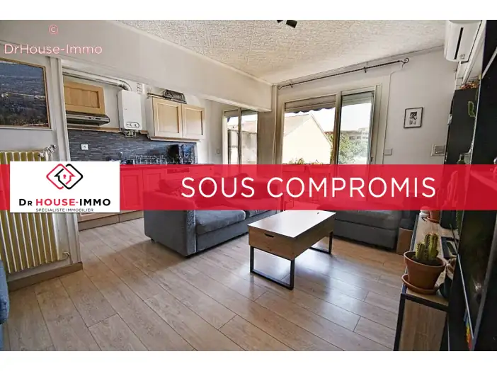 Appartement 2 pièces de 40 m² - Nice (06300)