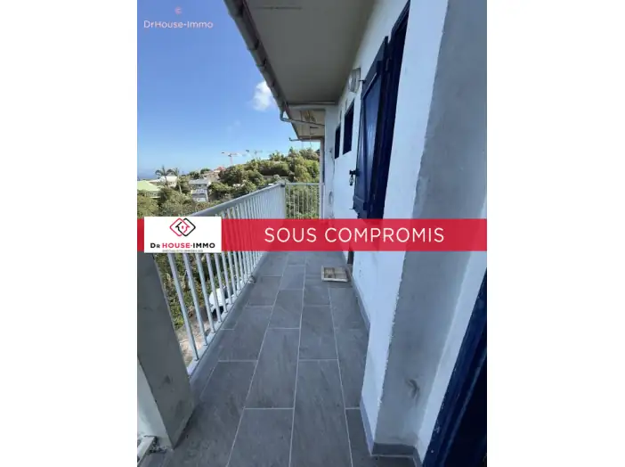 Appartement 4 pièces de 71 m² - Avirons (97425)