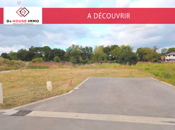 Terrain de 710m²
