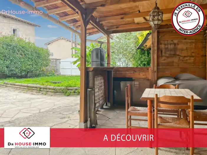 Maison 7 pièces de 200 m² - Fareins (01480)