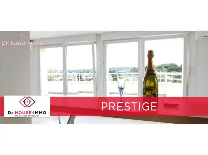 Appartement 5 pièces de 142 m² - Mulhouse (68200)