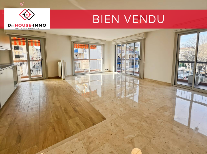 Appartement 3 pièces de 65 m² - Nice (06300)