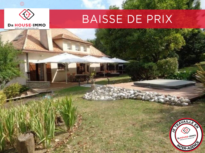 Maison de 411m² - 8 pièces