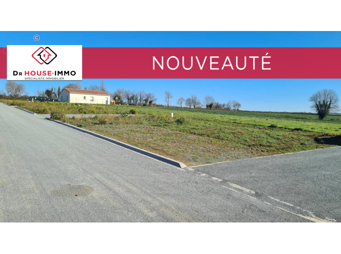 Terrain de 768m²