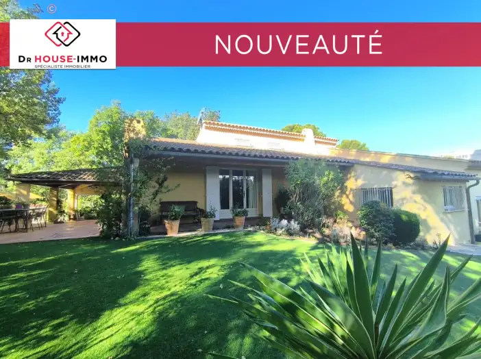 Maison 7 pièces de 195 m² - Aubagne (13400)