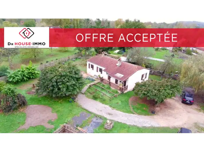 Maison 4 pièces de 85 m² - Prudhomat (46130)