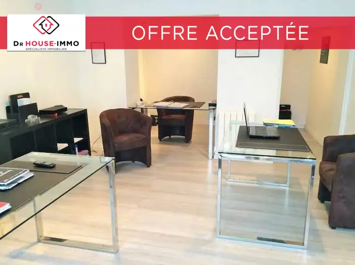 Commerce 2 pièces de 35 m² - Versailles (78000)