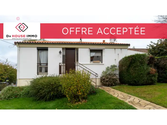 Maison 5 pièces de 106 m² - Saint-Benoît (86280)