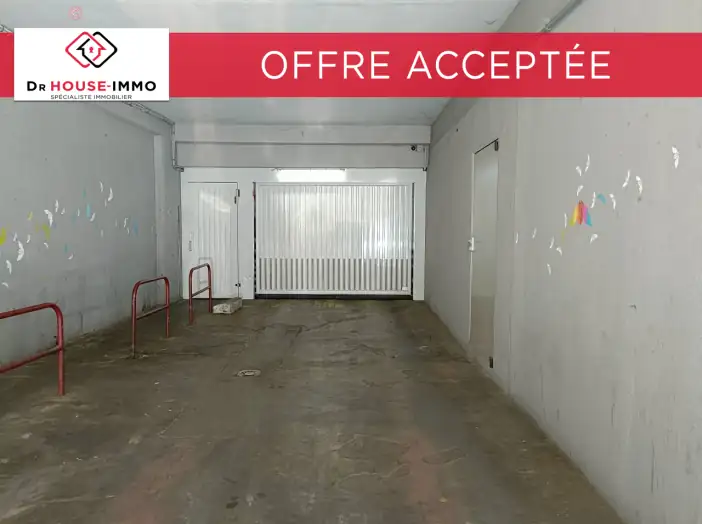 Parking / Box de 12 m² - Marseille (13003)