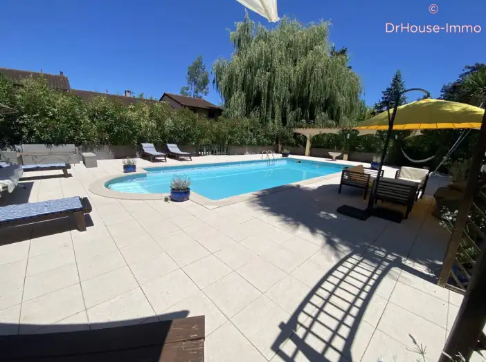 Maison 7 pièces de 235 m² - Rieux-de-Pelleport (09120)