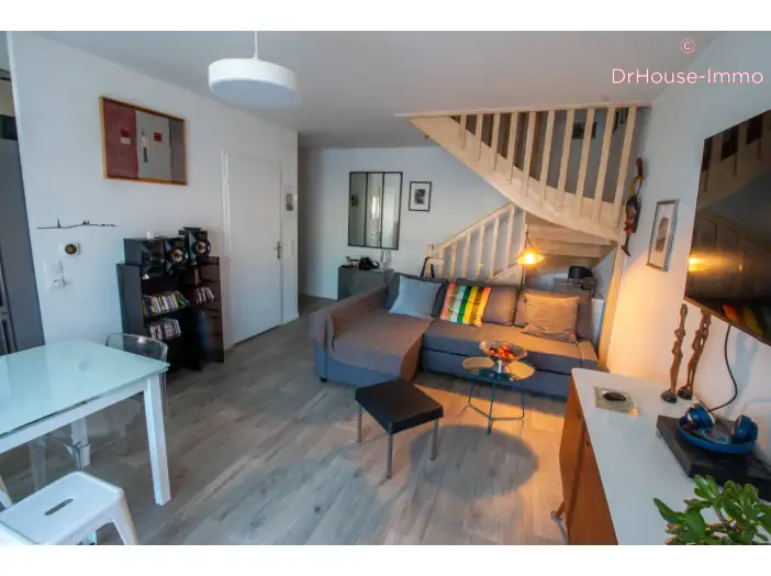 Appartement 3 pièces de 69 m² - Mauchamps (91730)