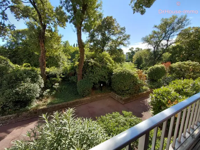 Appartement 5 pièces de 92 m² - Montélimar (26200)