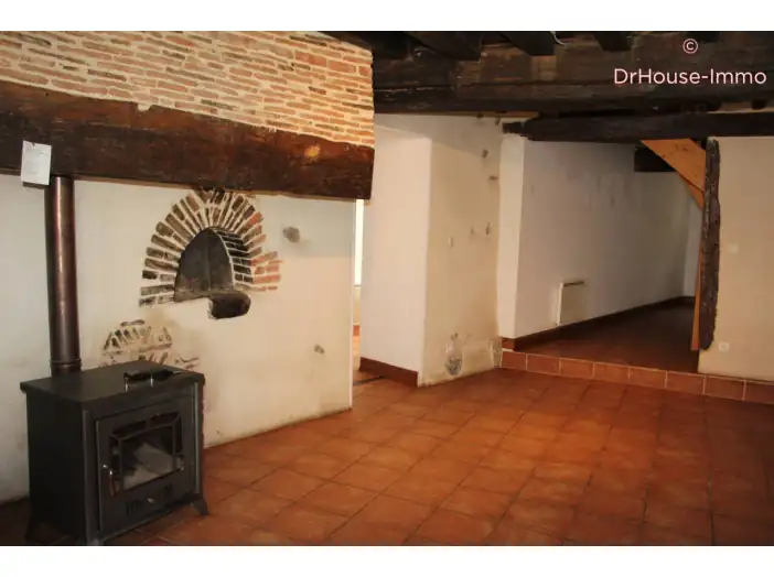 Maison 5 pièces de 145 m² - Saulgond (16420)