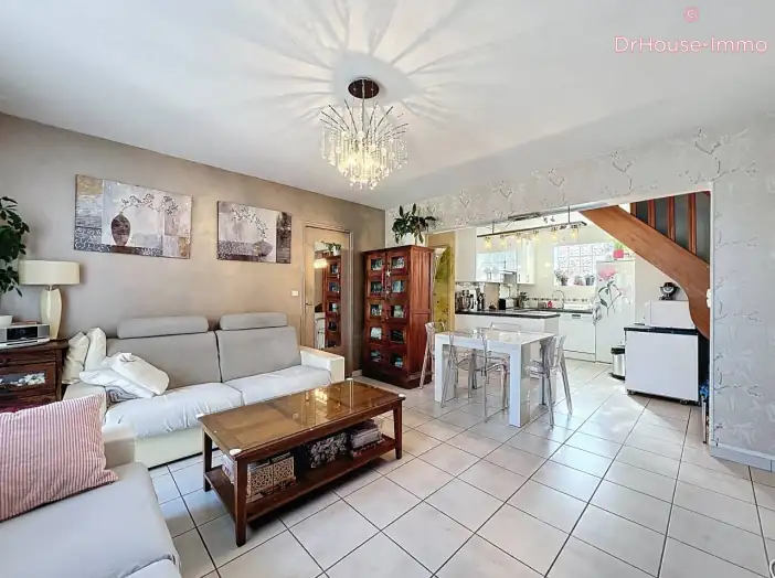 Appartement 4 pièces de 84 m² - Corbeil-Essonnes (91100)