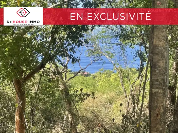 Terrain de 1 161 m² - Bouillante (97125)