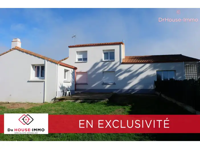 Maison 7 pièces de 192 m² - Saint-Jean-de-Monts (85160)