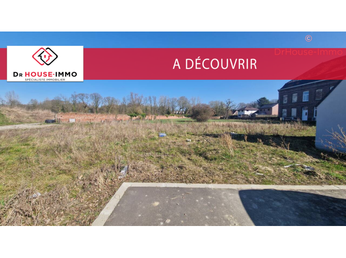 Terrain de 710m²