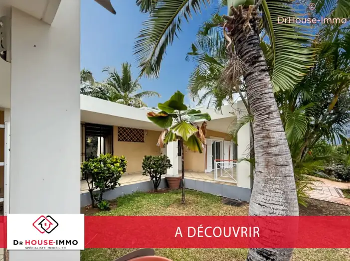 Maison 10 pièces de 249 m² - Possession (97419)