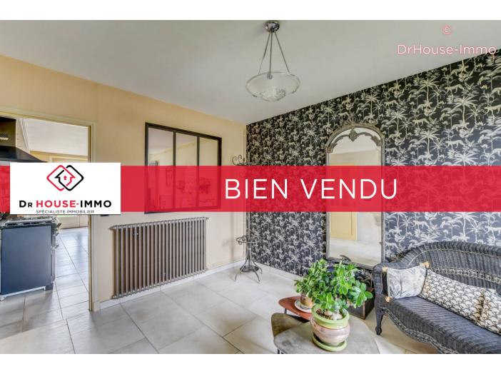 Maison de 300m² - 9 pièces