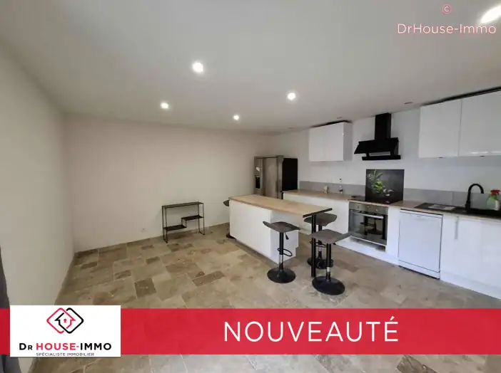 Maison 3 pièces de 75 m² - Montignac-lascaux (24290)