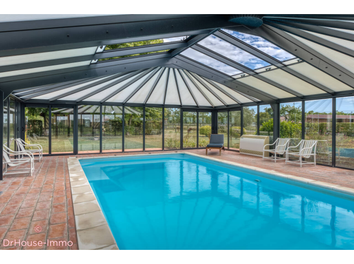 Maison de 260m² - 6 pièces