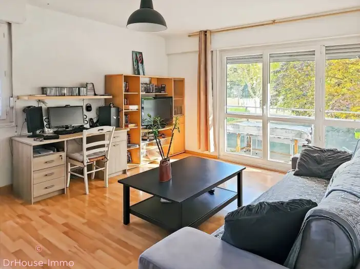 Appartement 5 pièces de 92 m² - Clermont-Ferrand (63000)
