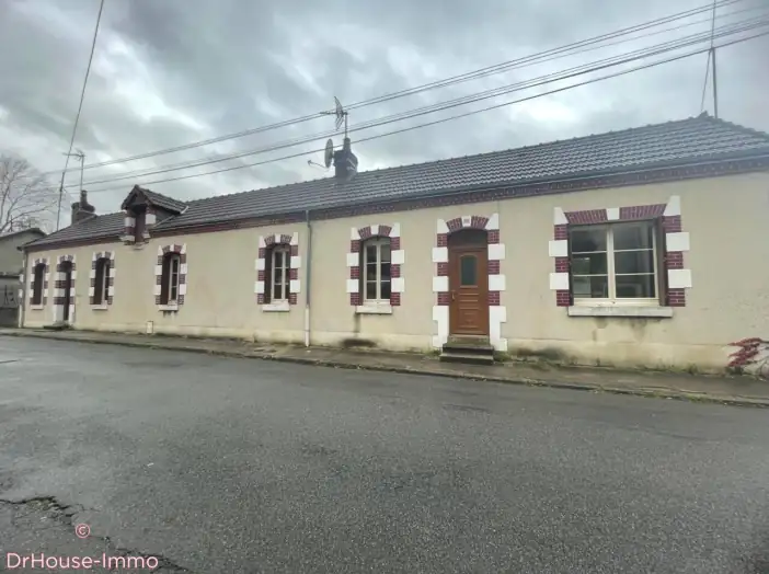 Maison 4 pièces de 90 m² - Châtillon-sur-Loire (45360)