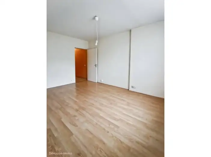 Appartement 2 pièces de 45 m² - Châteauroux (36000)