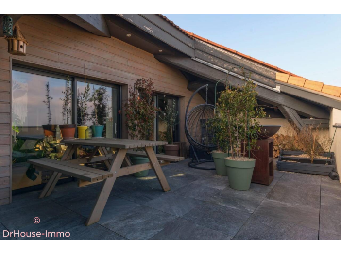 Appartement de 189m² - 6 pièces