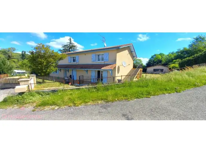 Maison 6 pièces de 120 m² - Artas (38440)