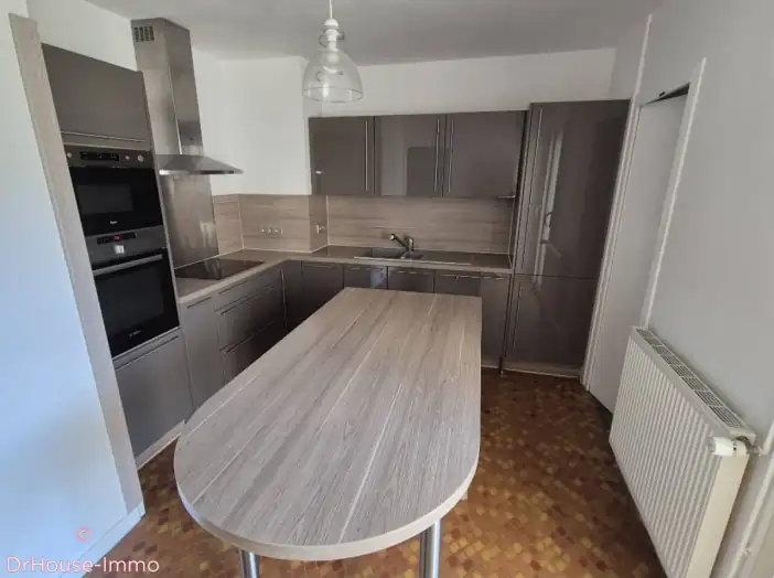 Maison 4 pièces de 90 m² - Joué-lès-Tours (37300)