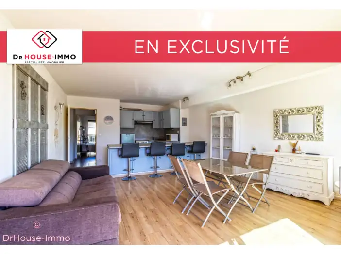 Appartement 2 pièces de 45 m² - Cavalaire-sur-Mer (83240)