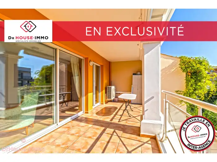 Appartement 3 pièces de 105 m² - Cavalaire-sur-Mer (83240)