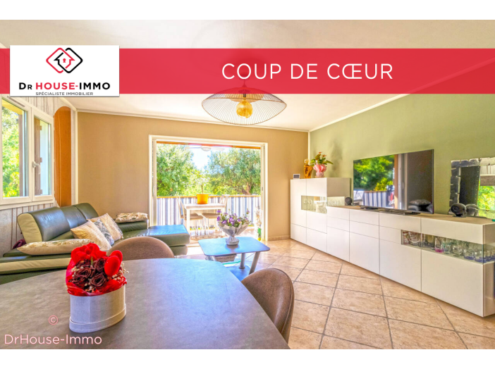 Appartement 4 pièces de 86 m² - Cavalaire-sur-Mer (83240)