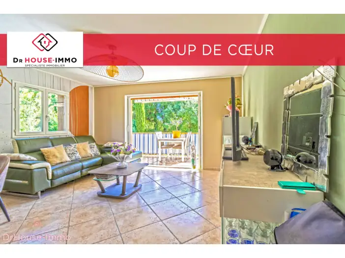 Appartement 4 pièces de 86 m² - Cavalaire-sur-Mer (83240)