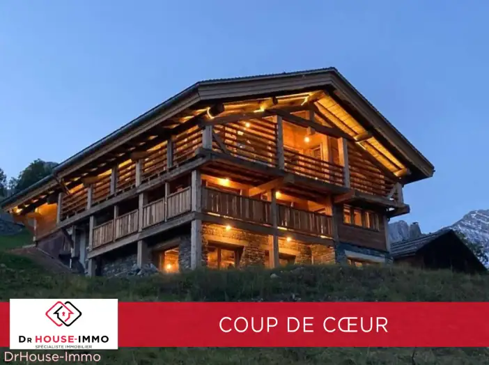 Maison 12 pièces de 342 m² - Le Grand-Bornand (74450)