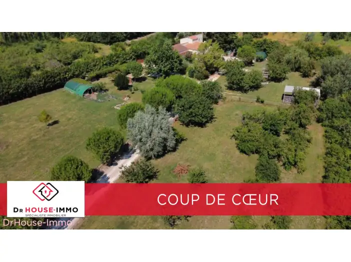 Maison 9 pièces de 258 m² - Caderousse (84860)