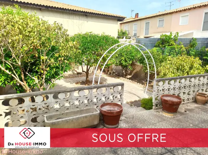 Maison 5 pièces de 90 m² - Aigues-Mortes (30220)